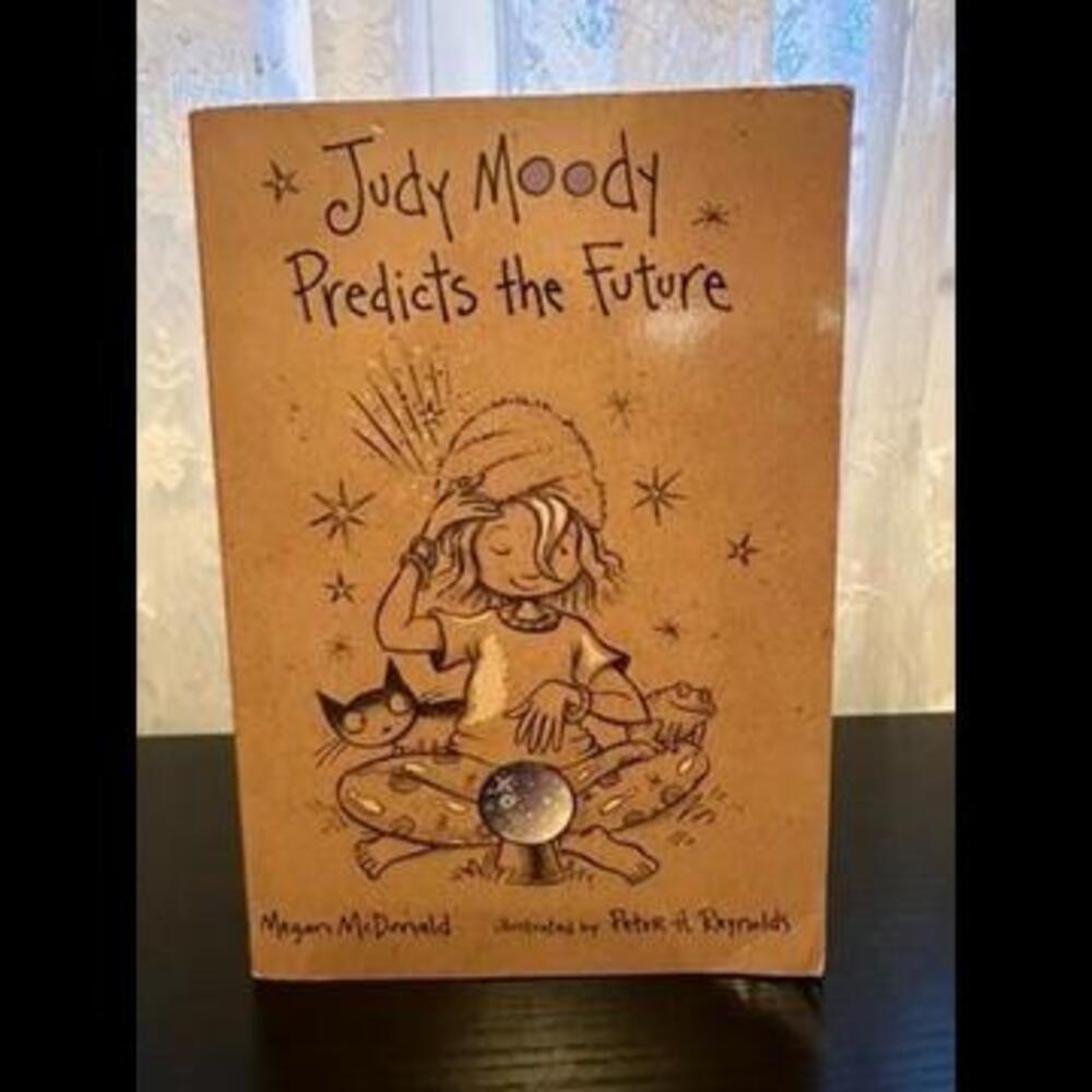 Judy Moody Predicts the Future by Megan McDonald